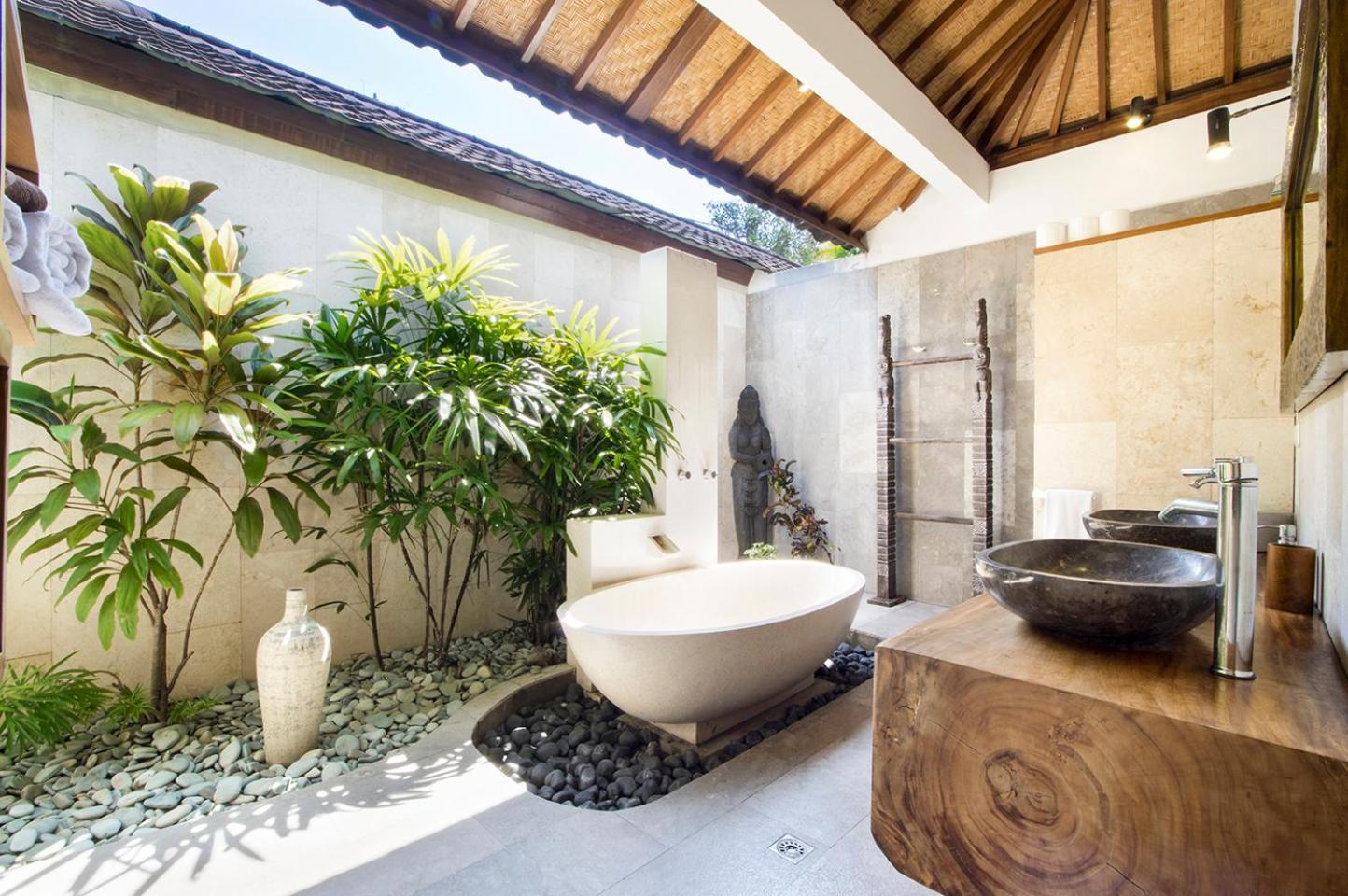 Villa Shantika By Finder