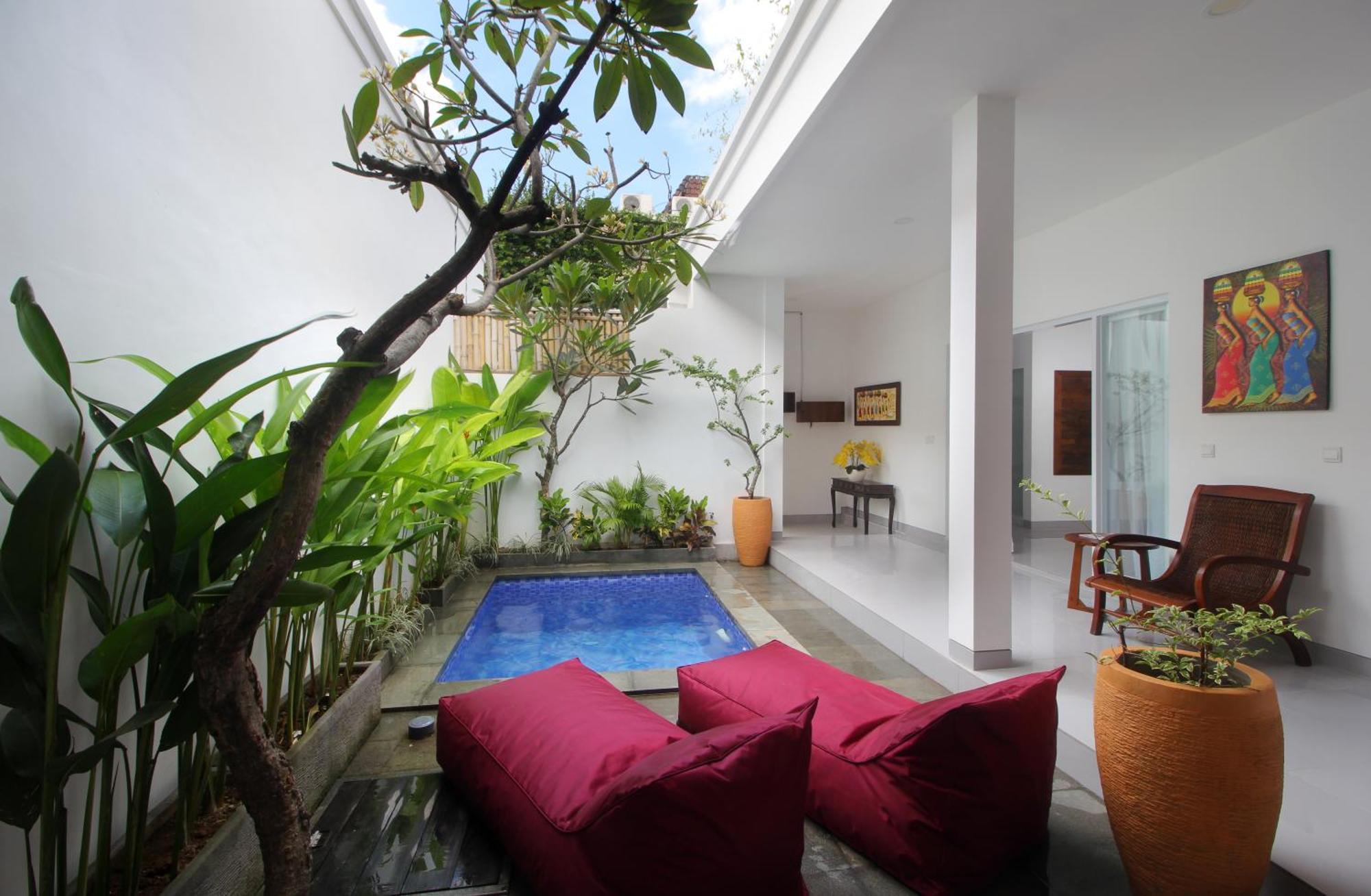 Villa Bougainvillea By Parigata
