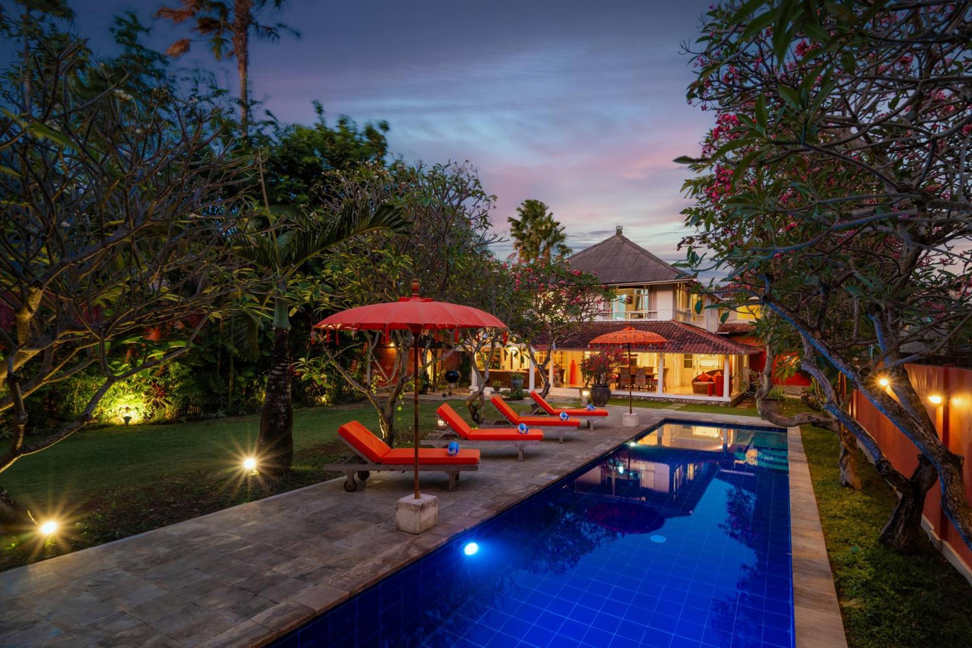 Kubuku Villa Seminyak (Bali)