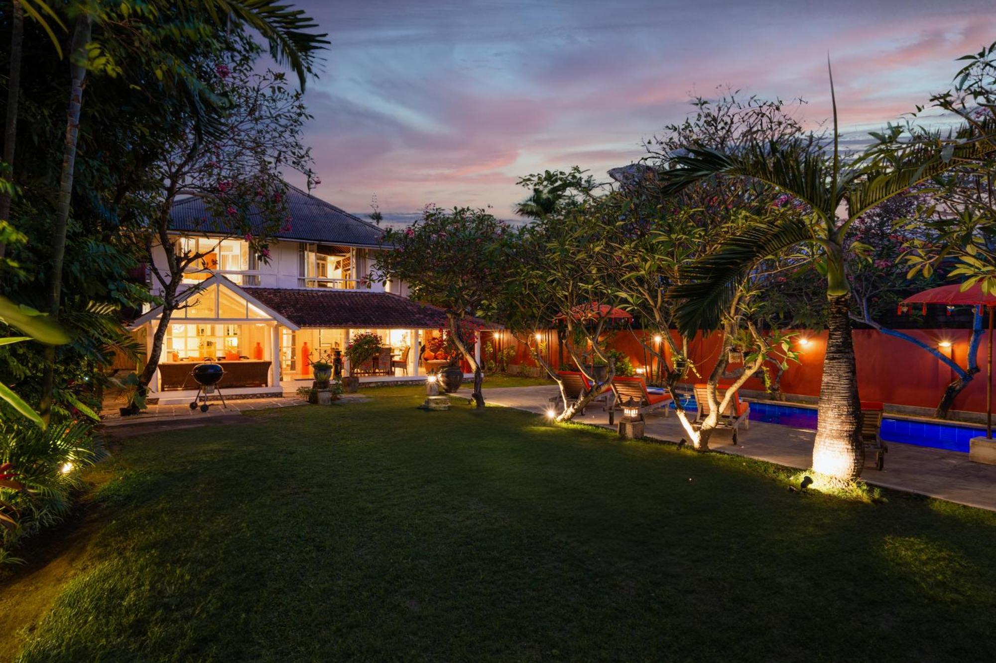 Villa Kubuku Seminyak (Bali)