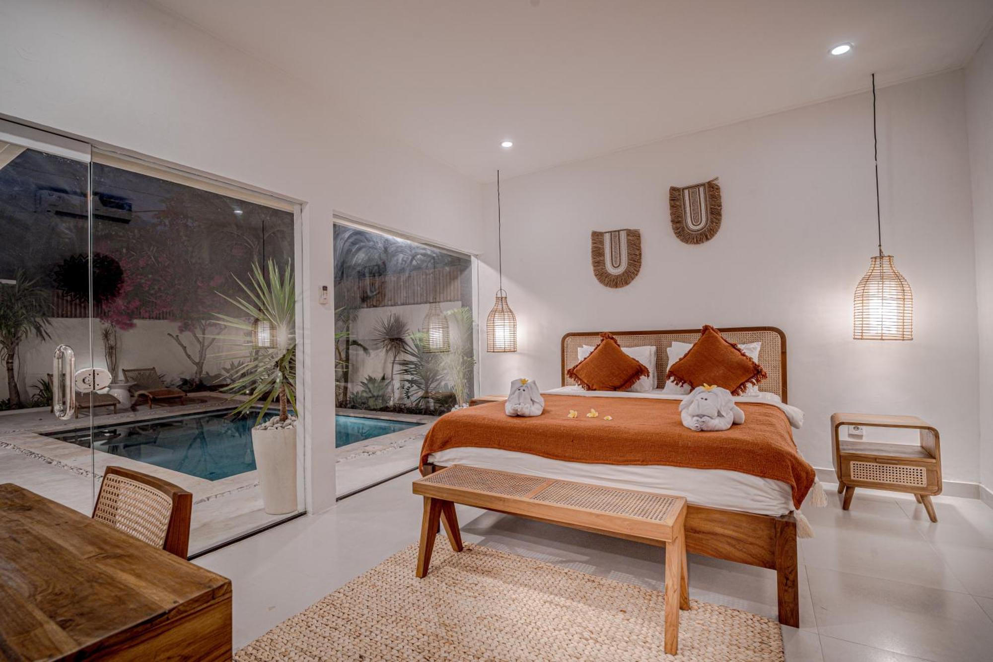 Lemone 5 By Bali Solutions Villa