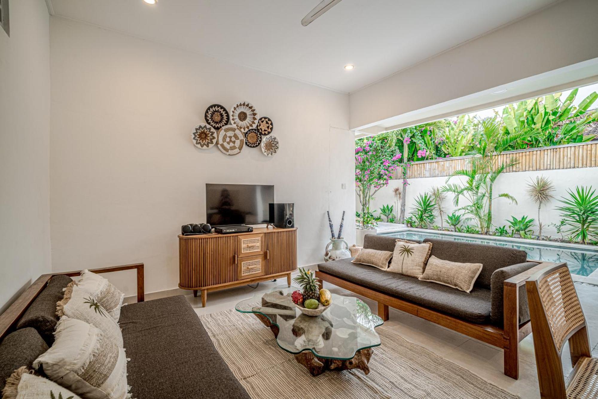 Lemone 5 By Bali Solutions Villa