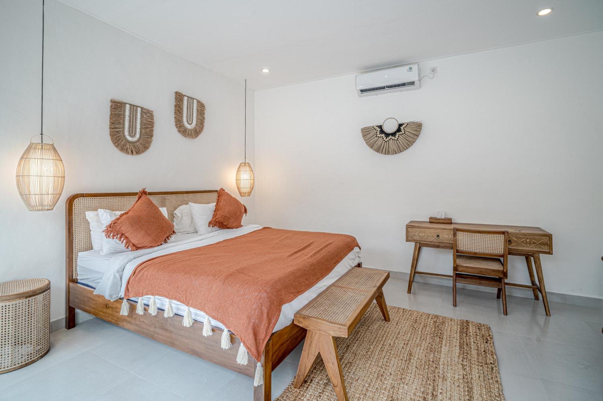 Lemone 5 By Bali Solutions Villa *