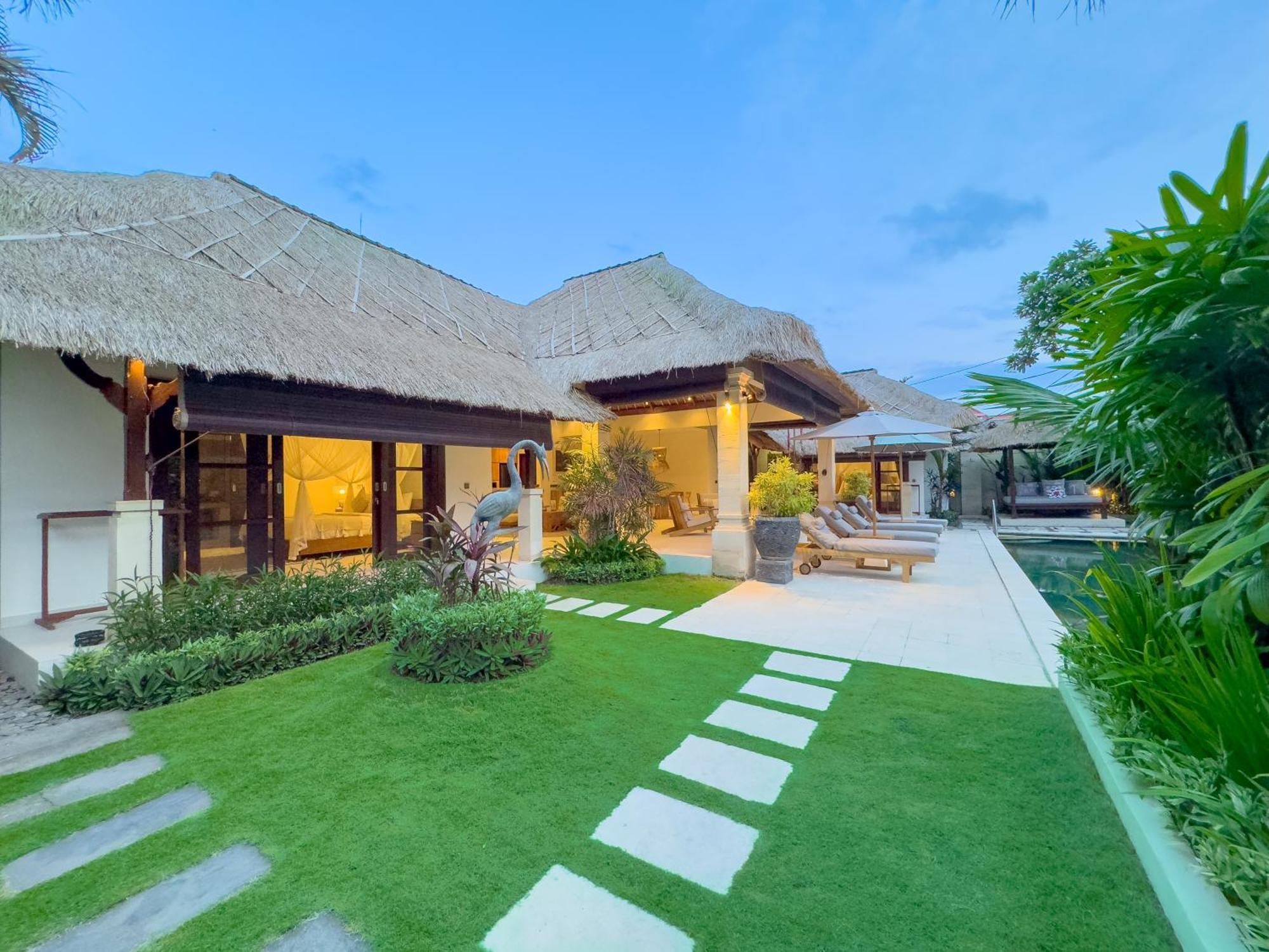 Olive Managed By Bugis * Seminyak