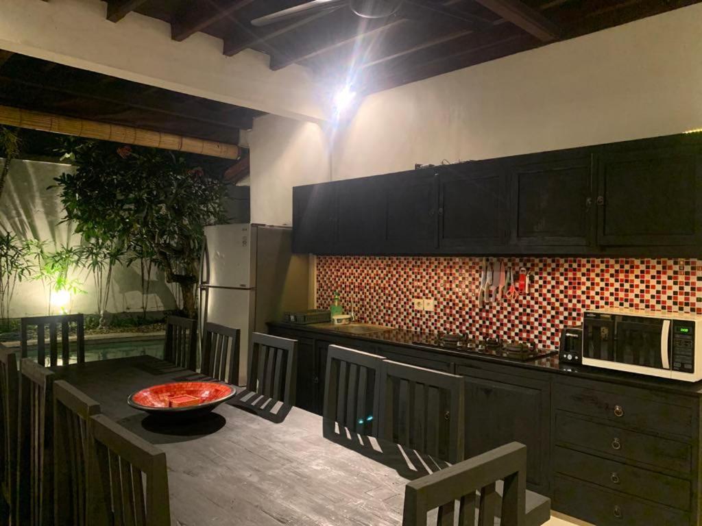 Villa Gardenia - 6 Bedrooms With Pool In