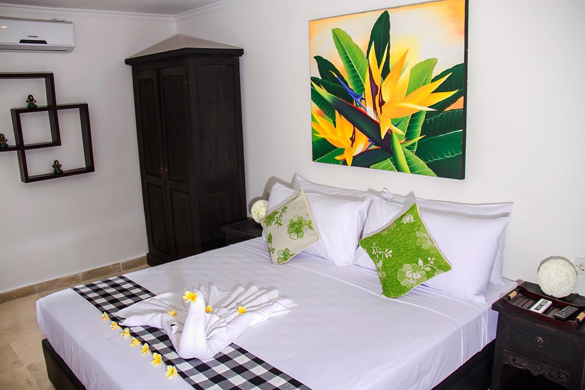 Gardenia - 6 Bedrooms With Pool In * Seminyak (Bali)