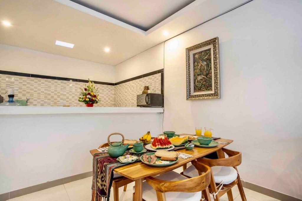 Bens Mertanadi Two-bedroom With Private Pool Kuta *