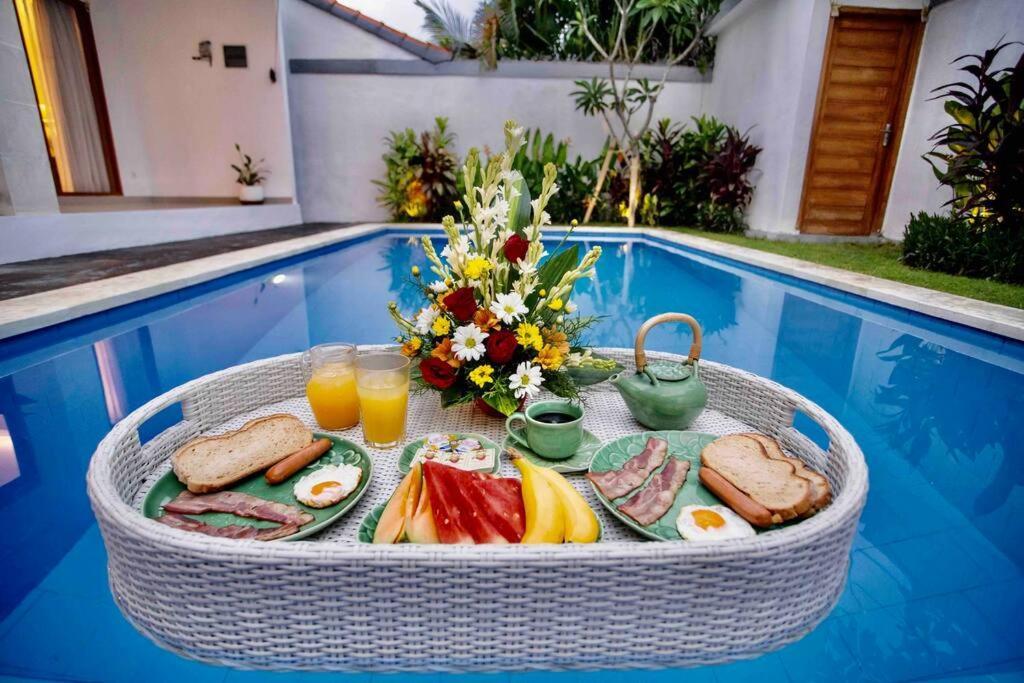 Bens Mertanadi Two-bedroom With Private Pool Kuta