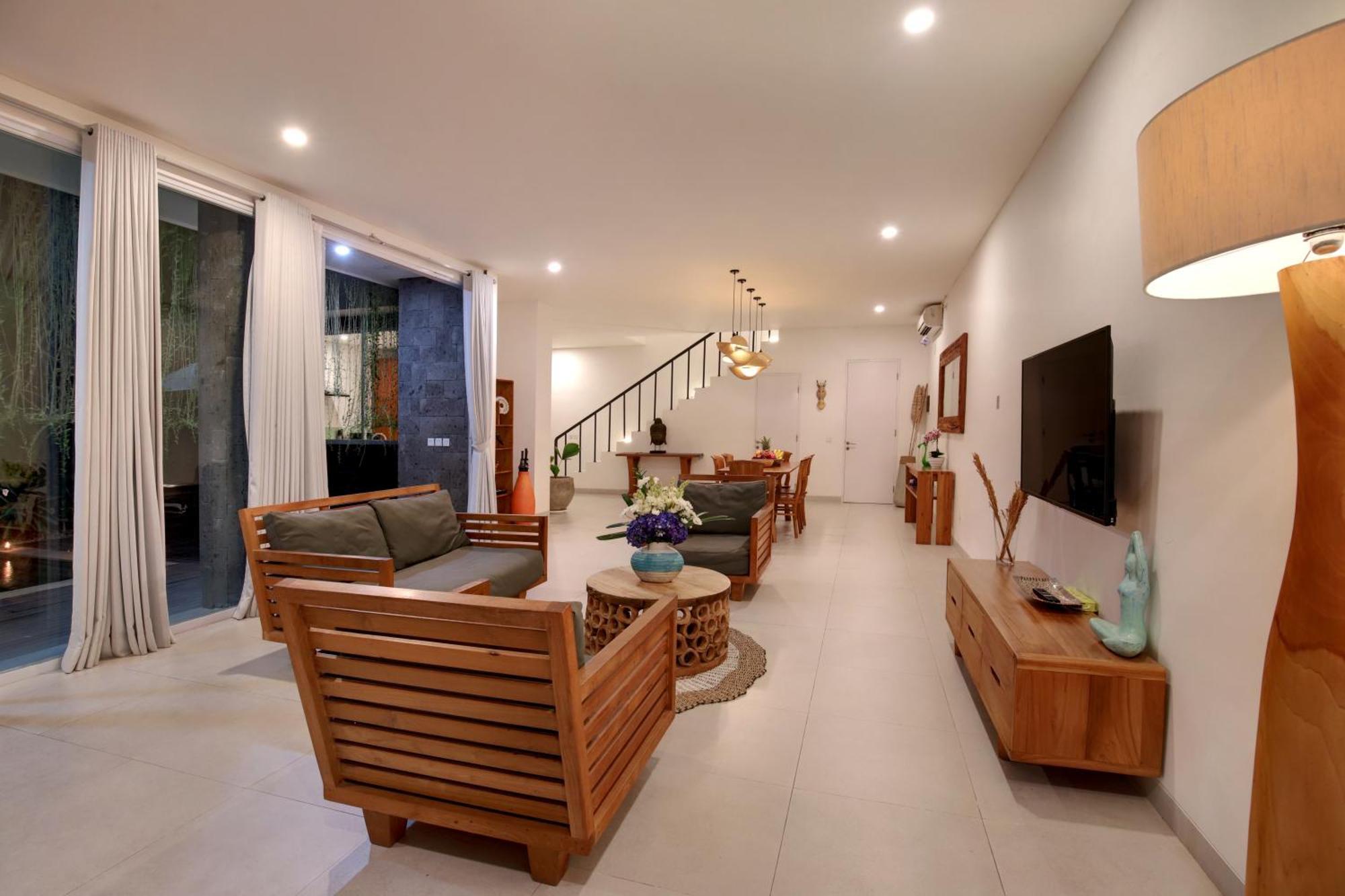 Indaros * Seminyak (Bali)