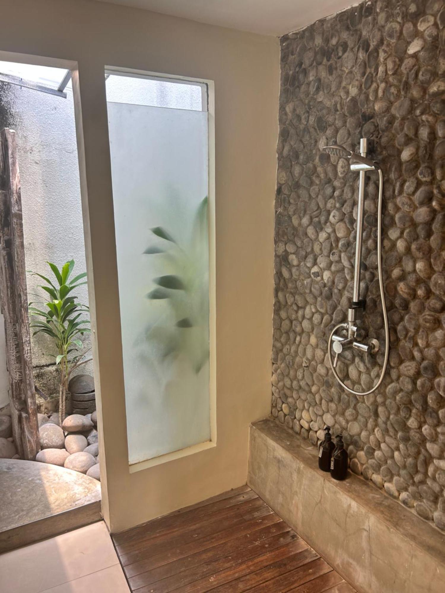 Malya 5 Bedrooms Villa Seminyak (Bali)