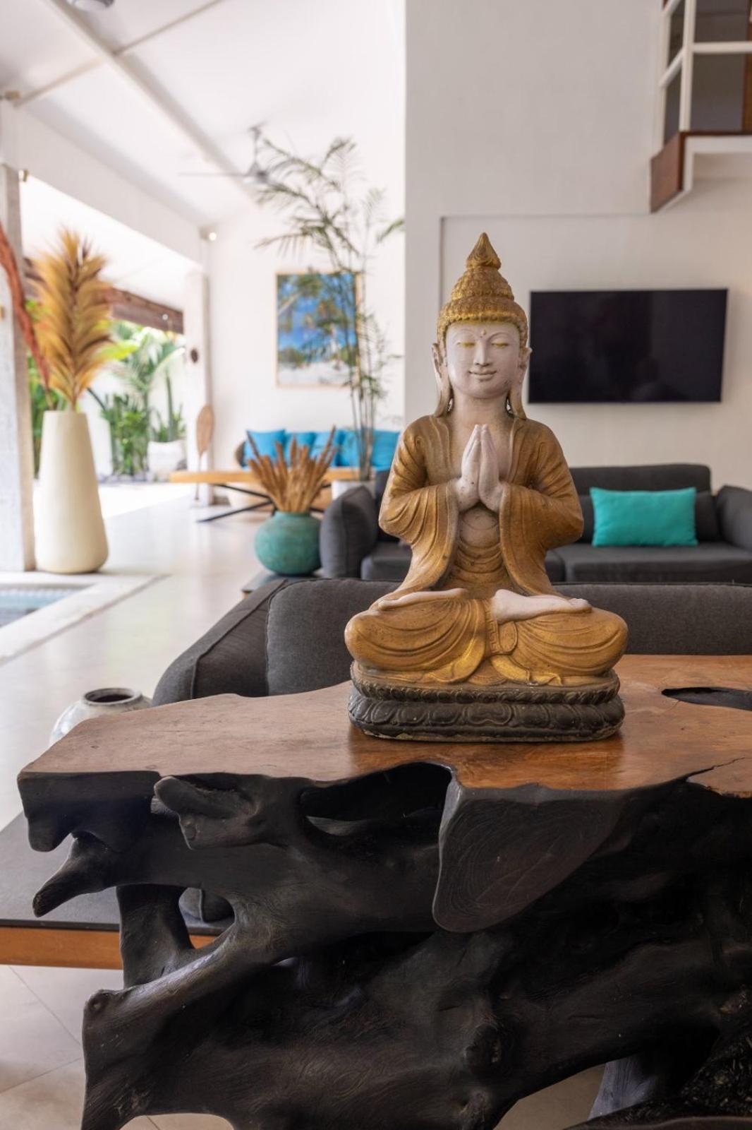 Malya 5 Bedrooms Villa Seminyak (Bali)