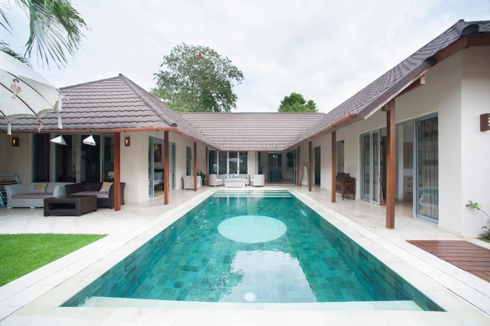 J & J Villa Seminyak (Bali)