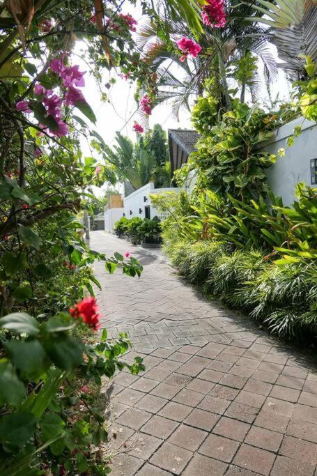 Villa Family With Private Pool In Seminyak (Bali)