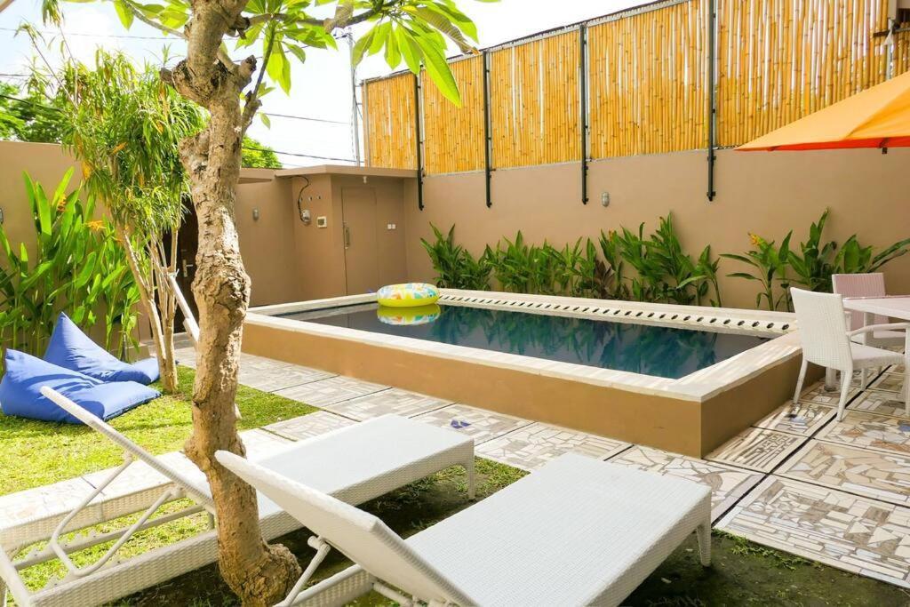Family With Private Pool In * Seminyak (Bali)