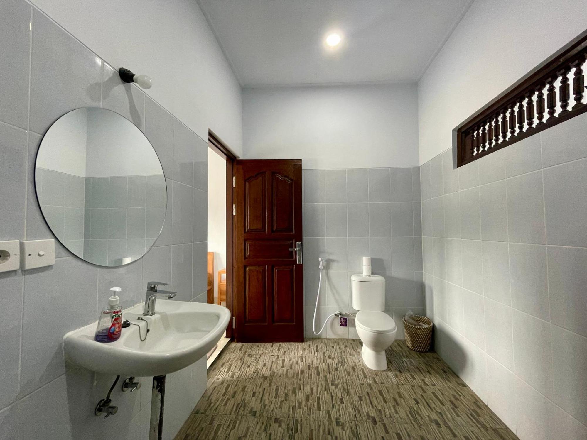Family With Private Pool In Seminyak (Bali)
