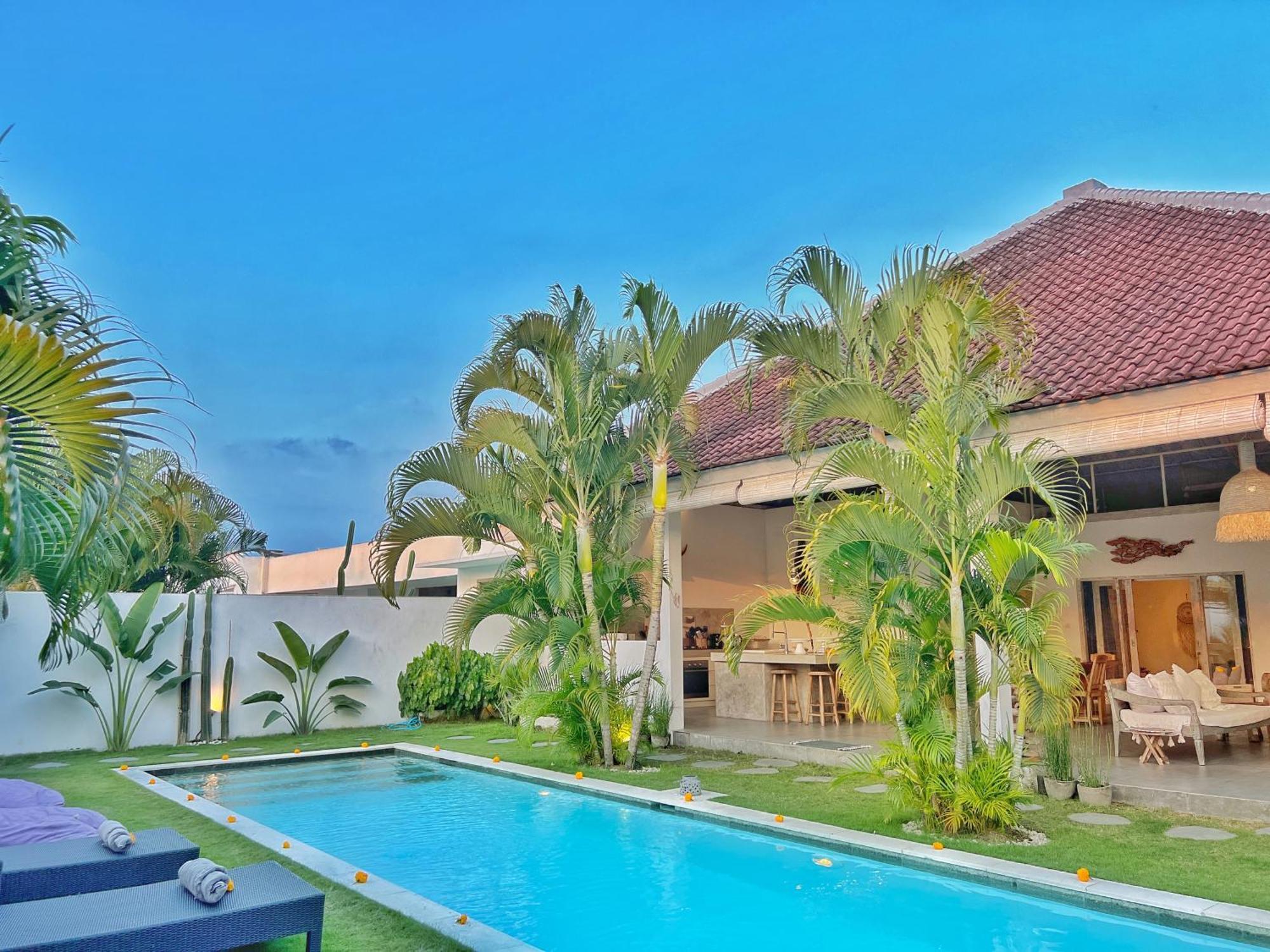 Villa Rocher - Modern 3 Bedroom Batu Belig 3 Min *