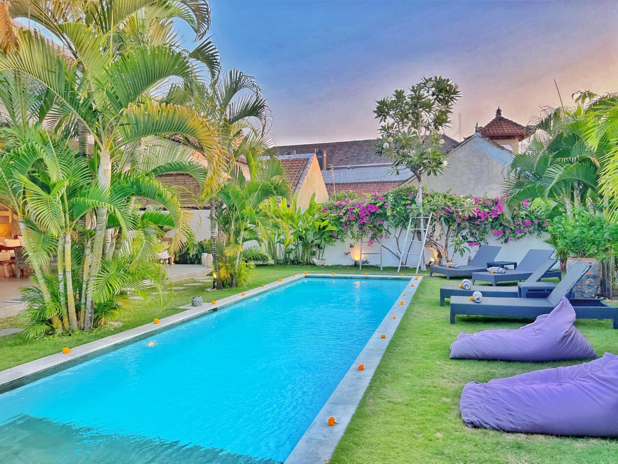Villa Rocher - Modern 3 Bedroom Batu Belig 3 Min Seminyak (Bali)