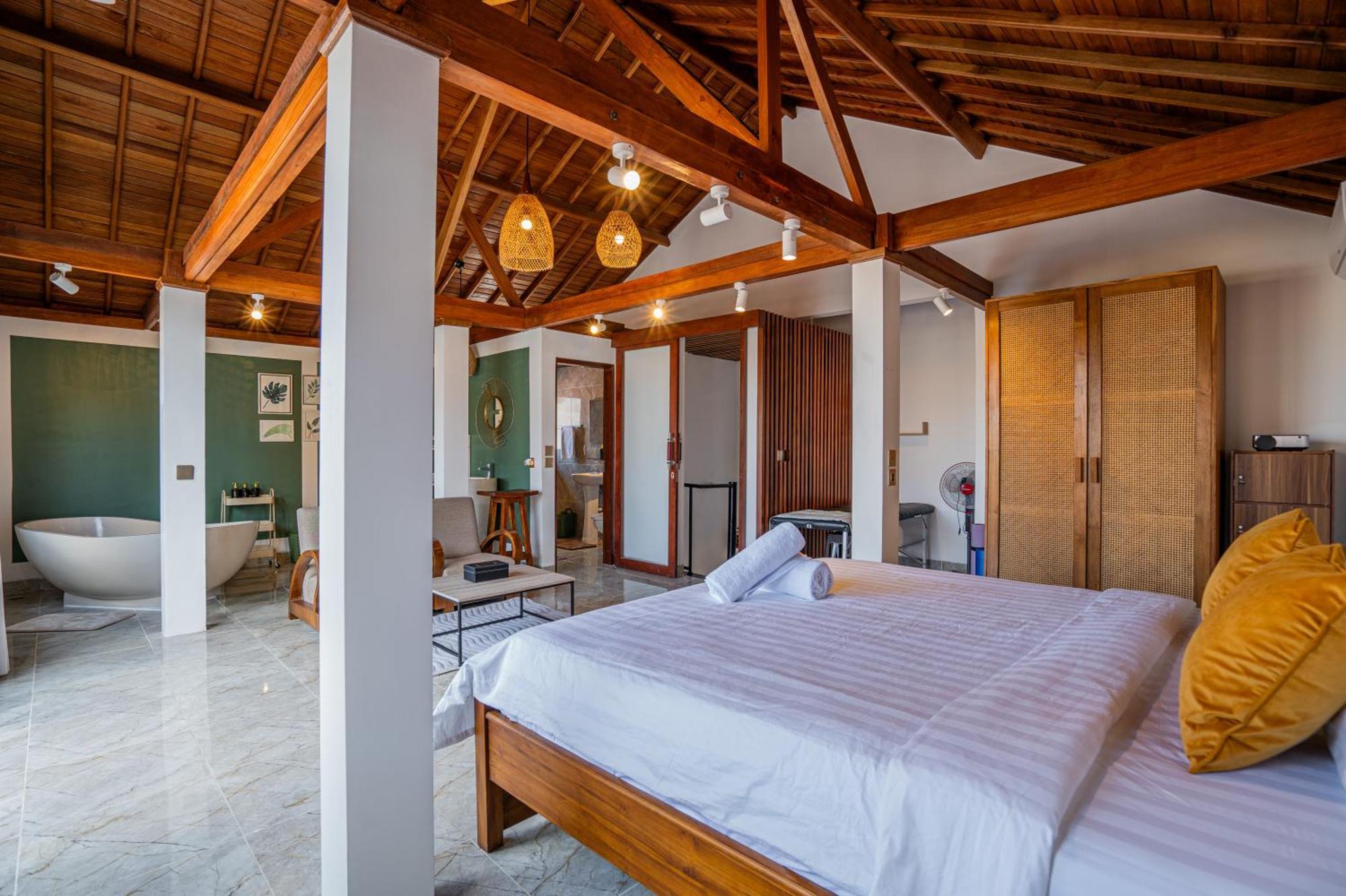 Sony 3 - 3br Near * Seminyak (Bali)
