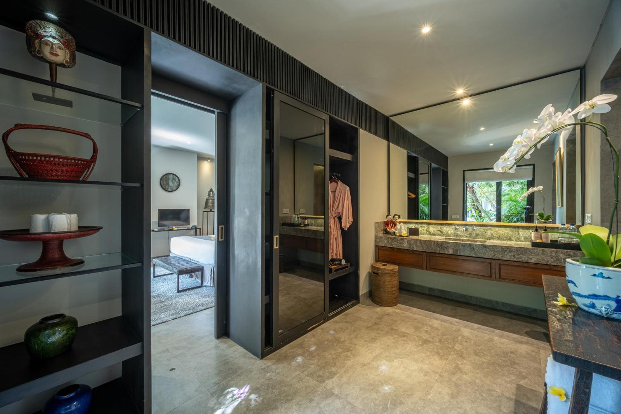 De Suma - Fully Staffed Luxury Villa, Walk To The Beach! Biệt thự *