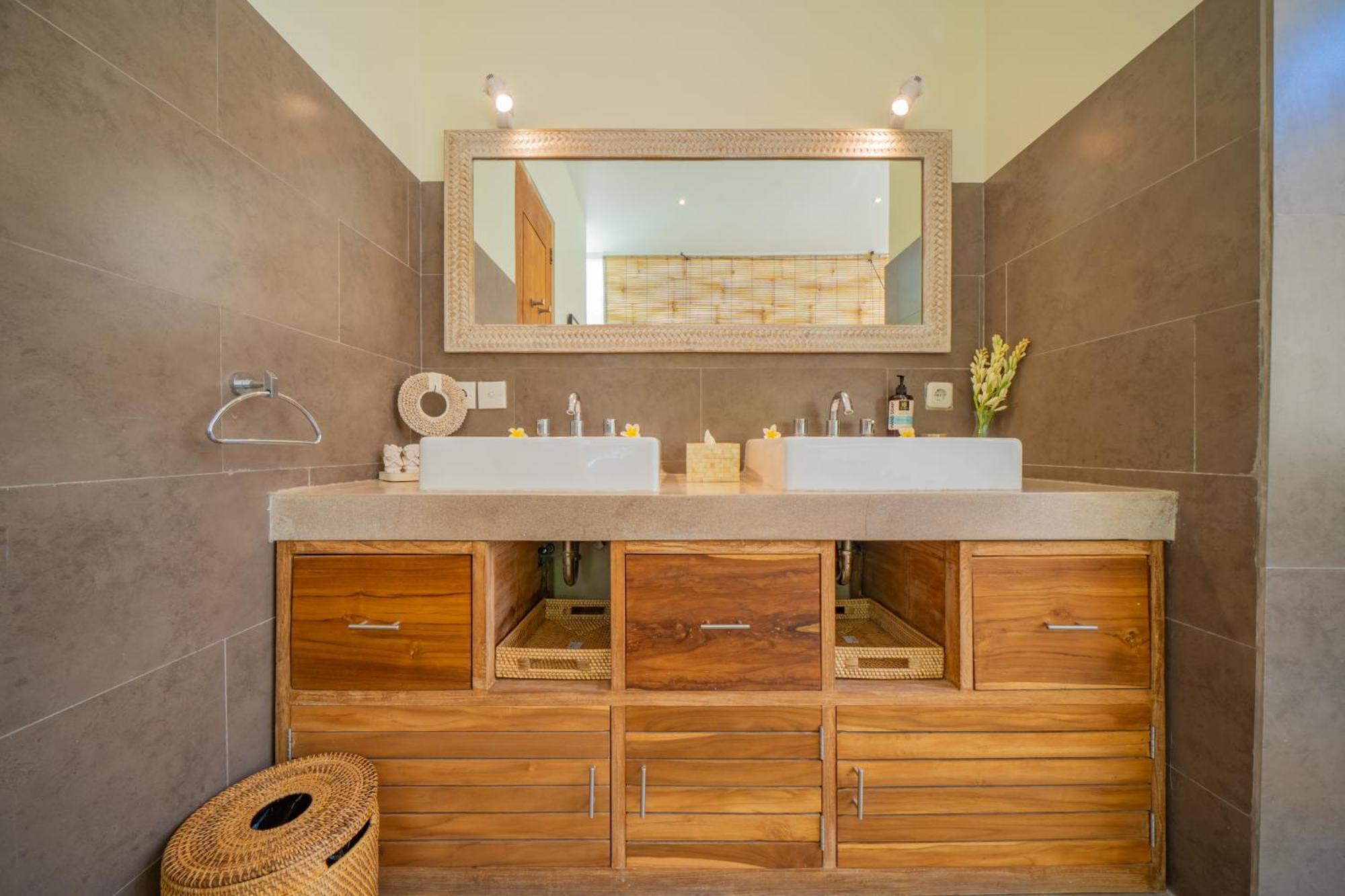 Lea Luxury Oasis In Umalas With Private Pool 4br Vila