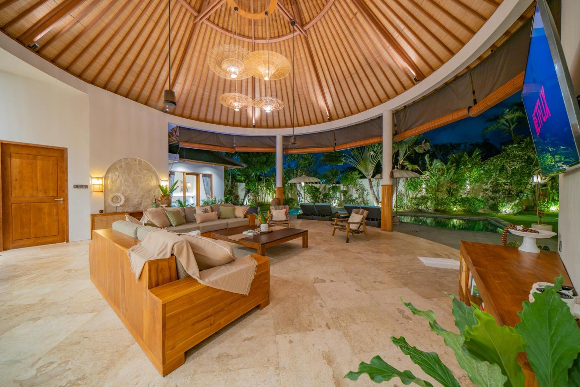 Vila Lea Luxury Oasis In Umalas With Private Pool 4br *