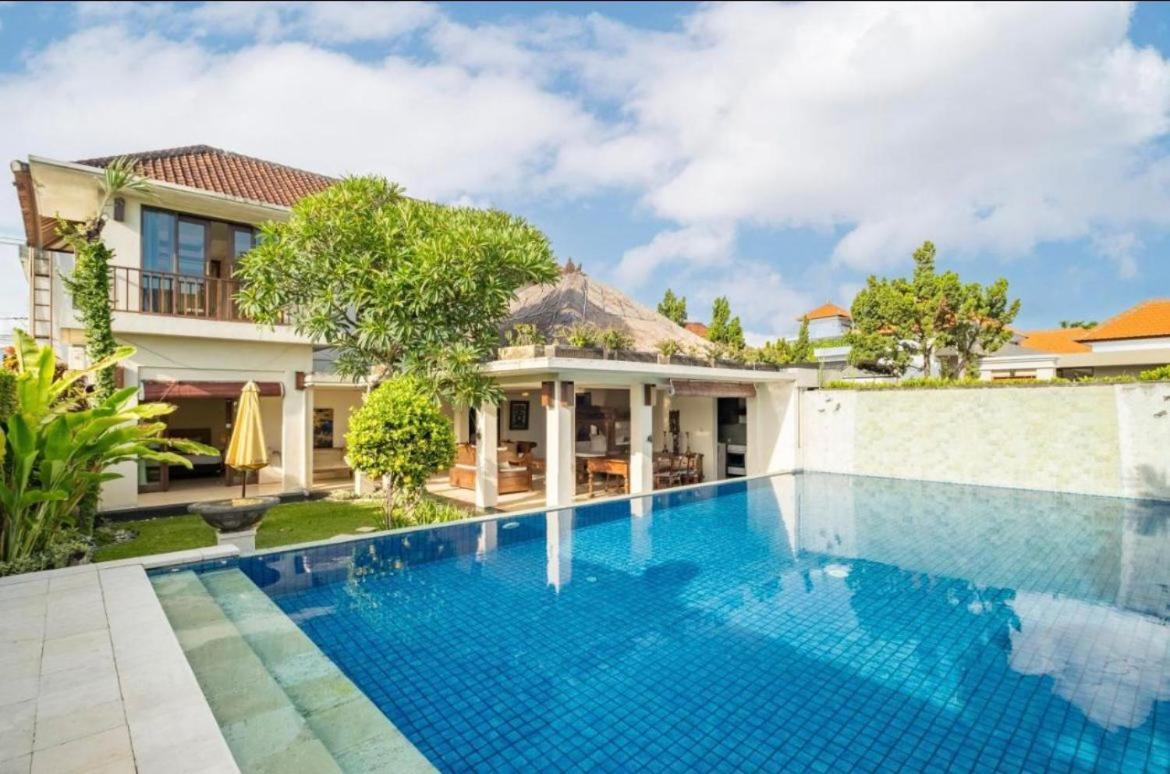 4 Bedroom Private Umalas 2 Villa *