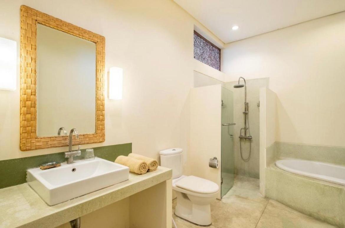 4 Bedroom Private Umalas 2 *