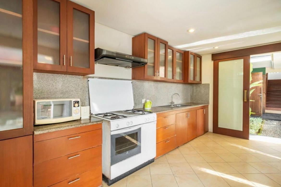 4 Bedroom Private Umalas 2 *