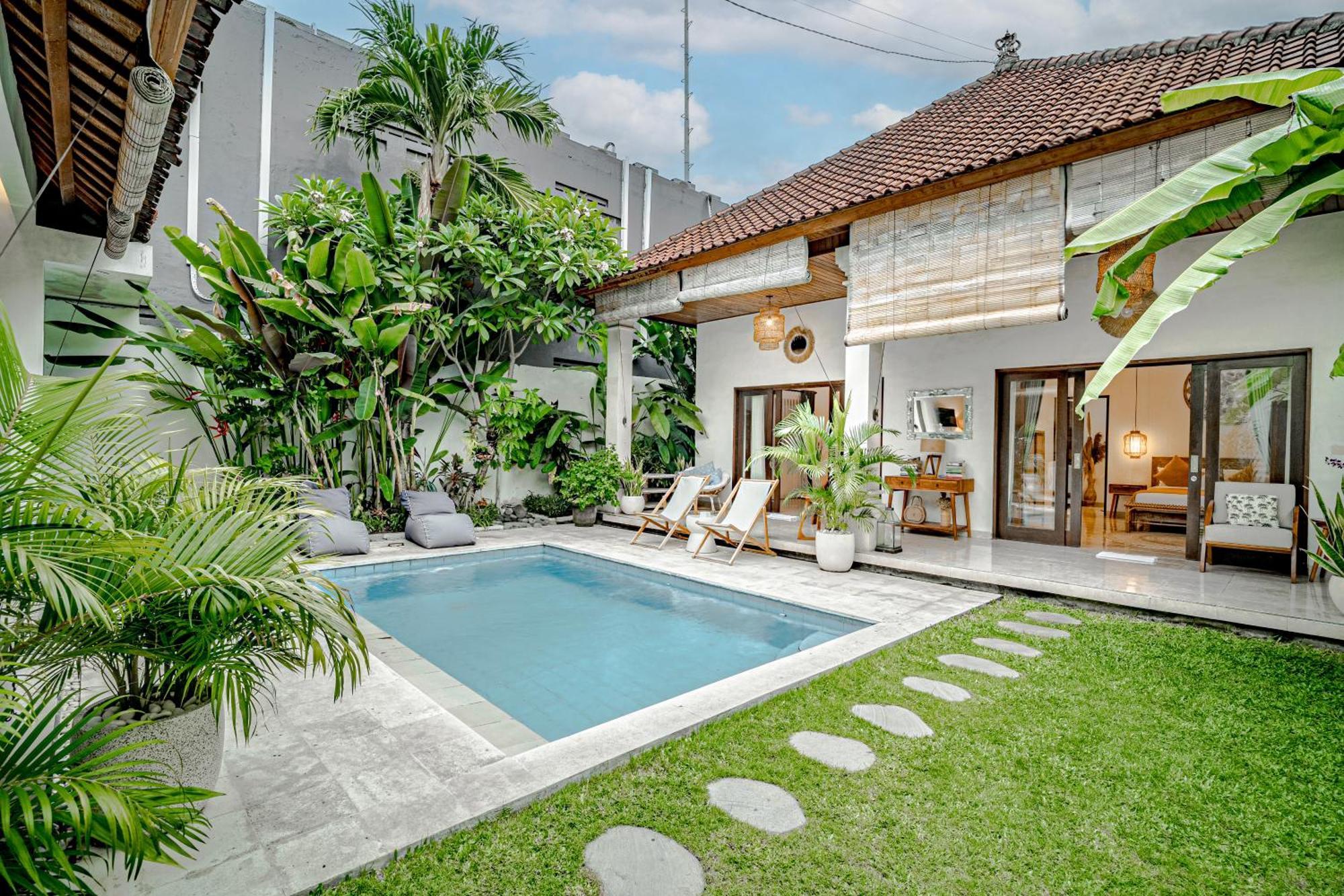 Deba 3 By Bali Solutions Pousada *