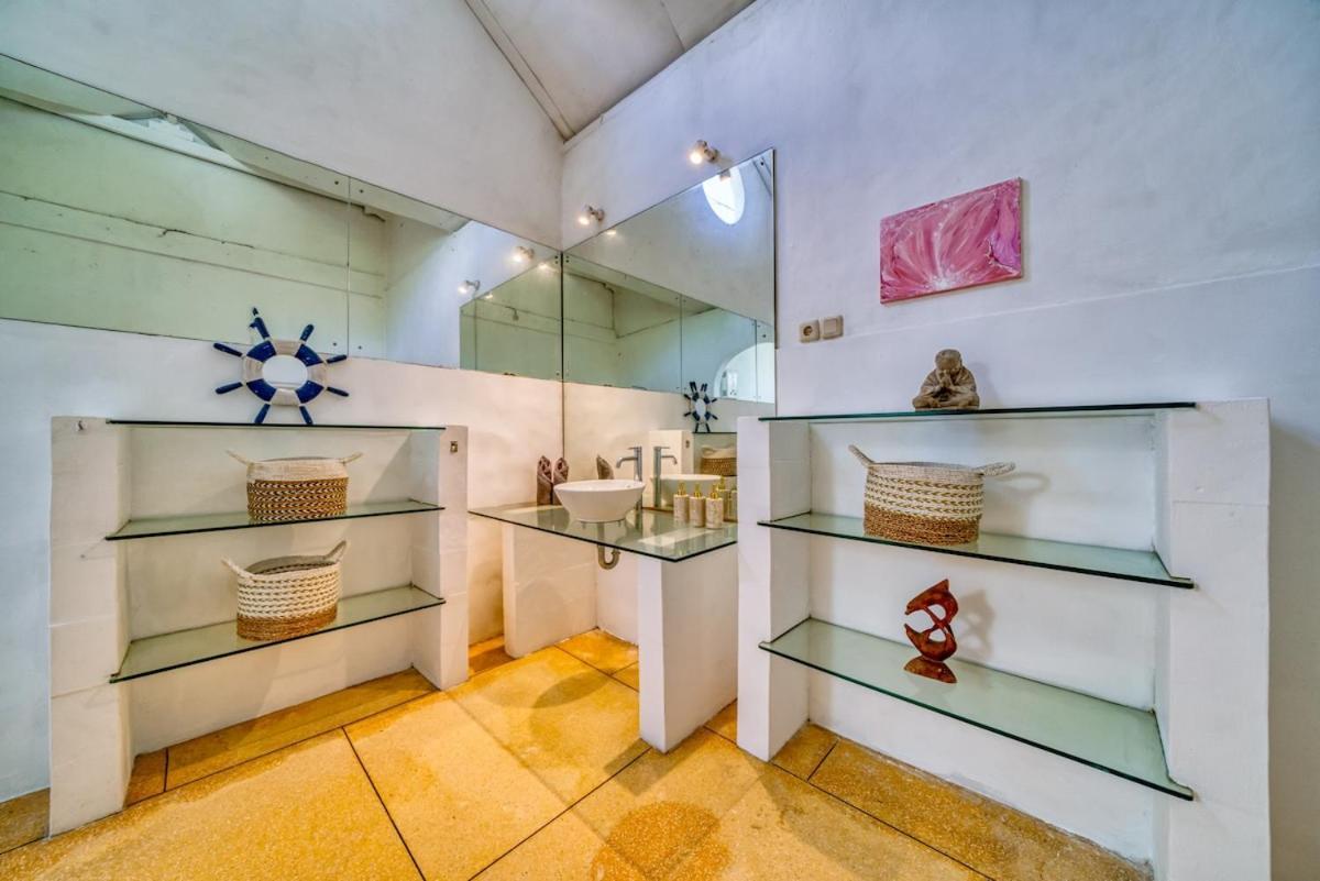 Villa Sabi 2br In The Heart Of By Santi Management *