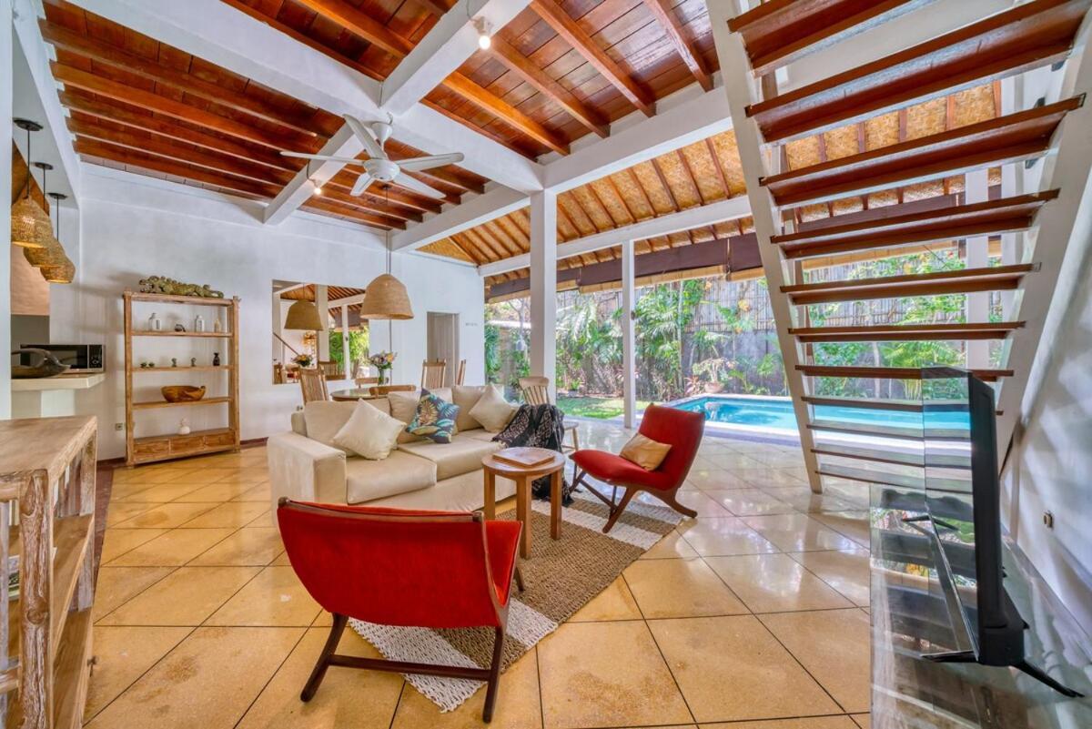 Sabi 2br In The Heart Of By Santi Management Villa *