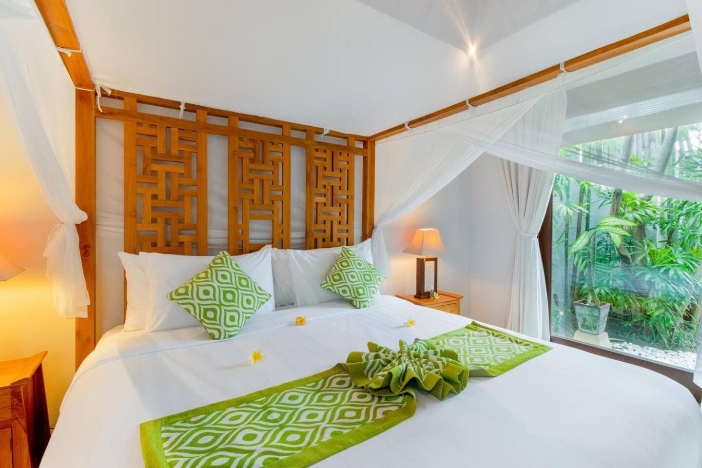 Heart Of Seminyak, 2br, Sleeps 4, Walk To Bintang