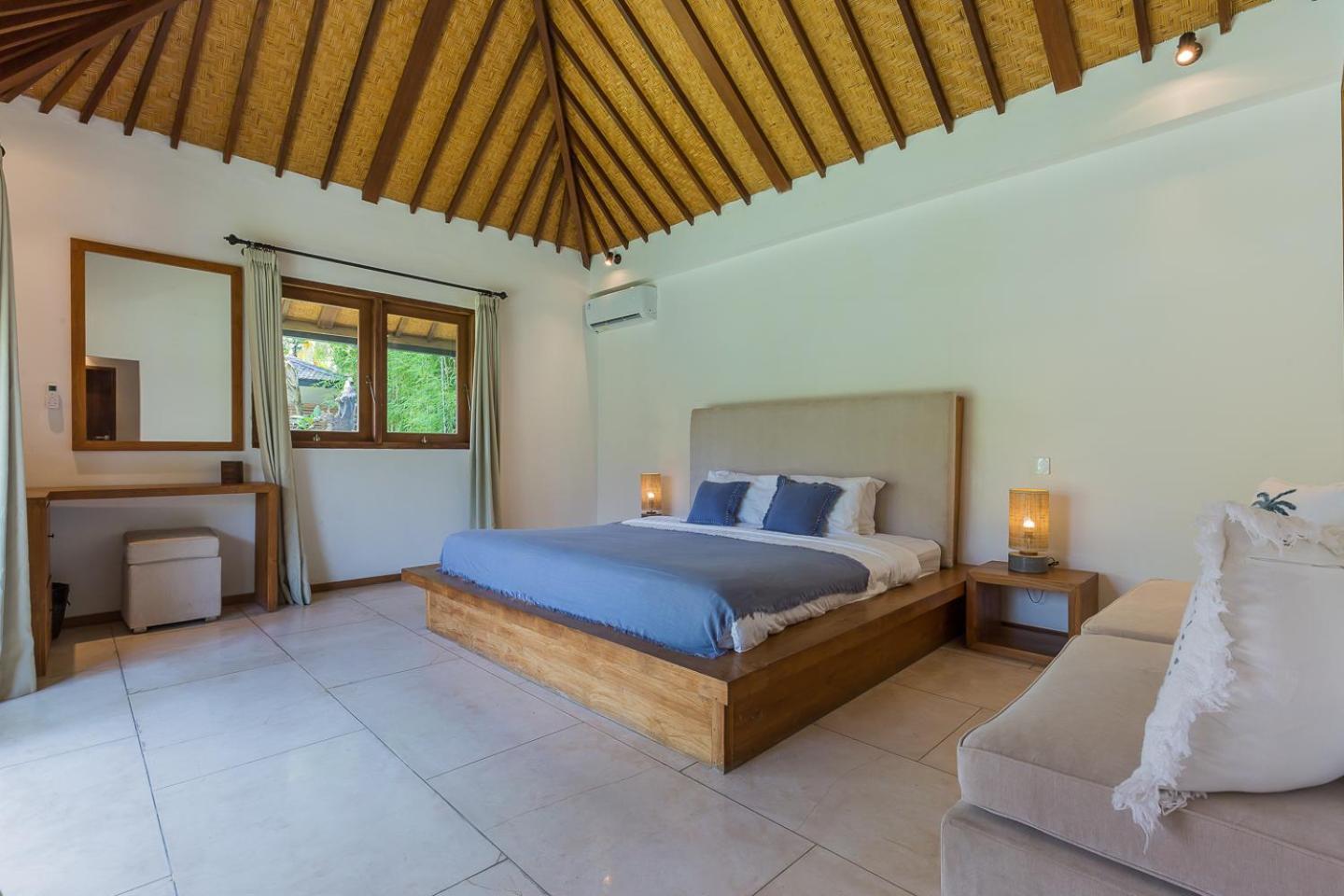Hitu * Seminyak (Bali)