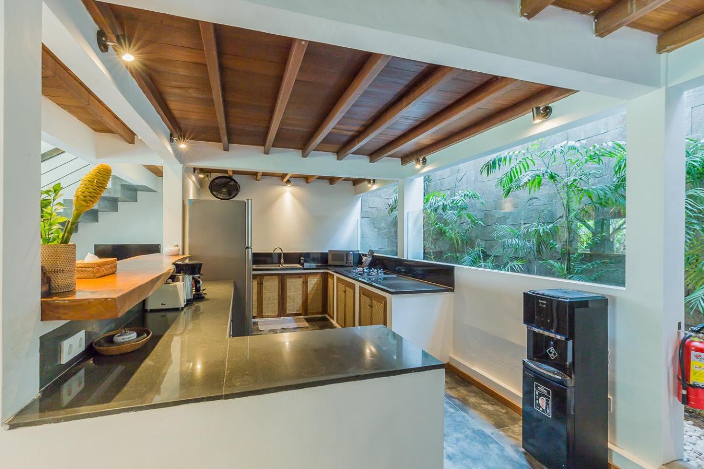 Hitu Villa *