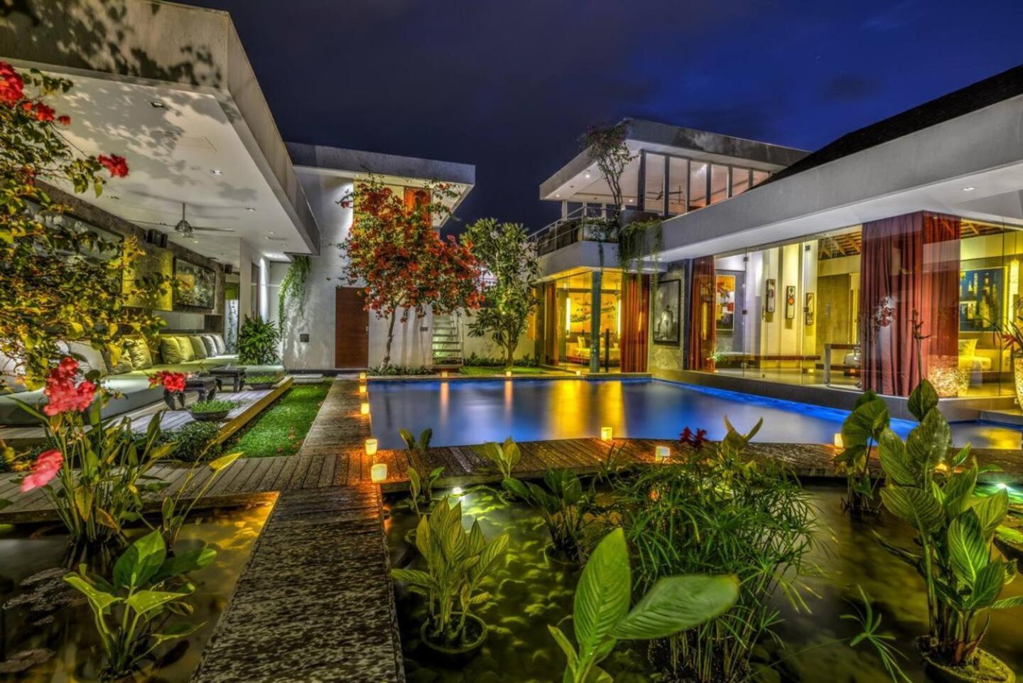 Villa Stunning 4 Bed, Butler Service, Security,