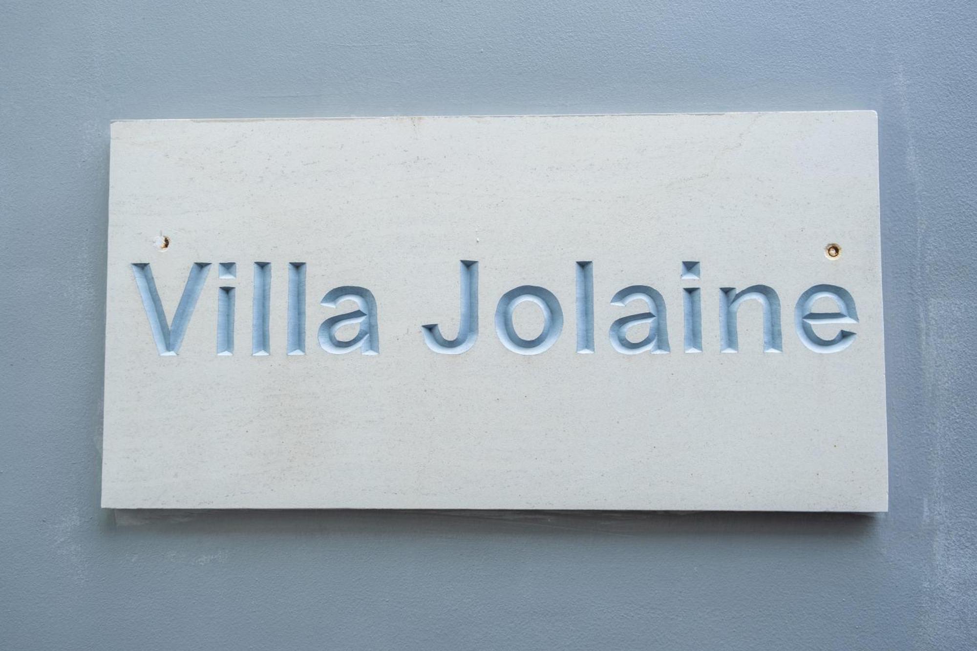 Jolaine