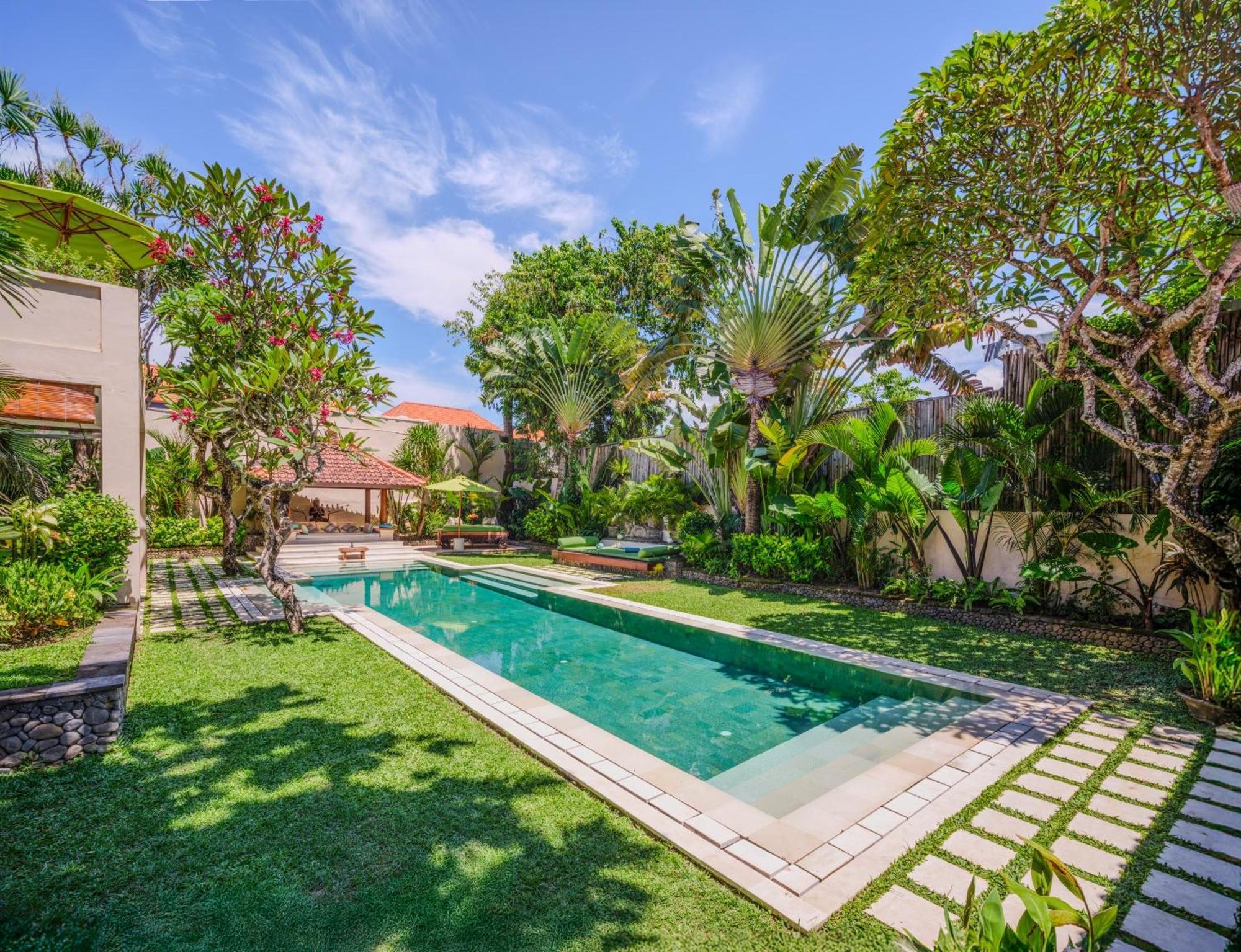 Mata Budha Seminyak (Bali)