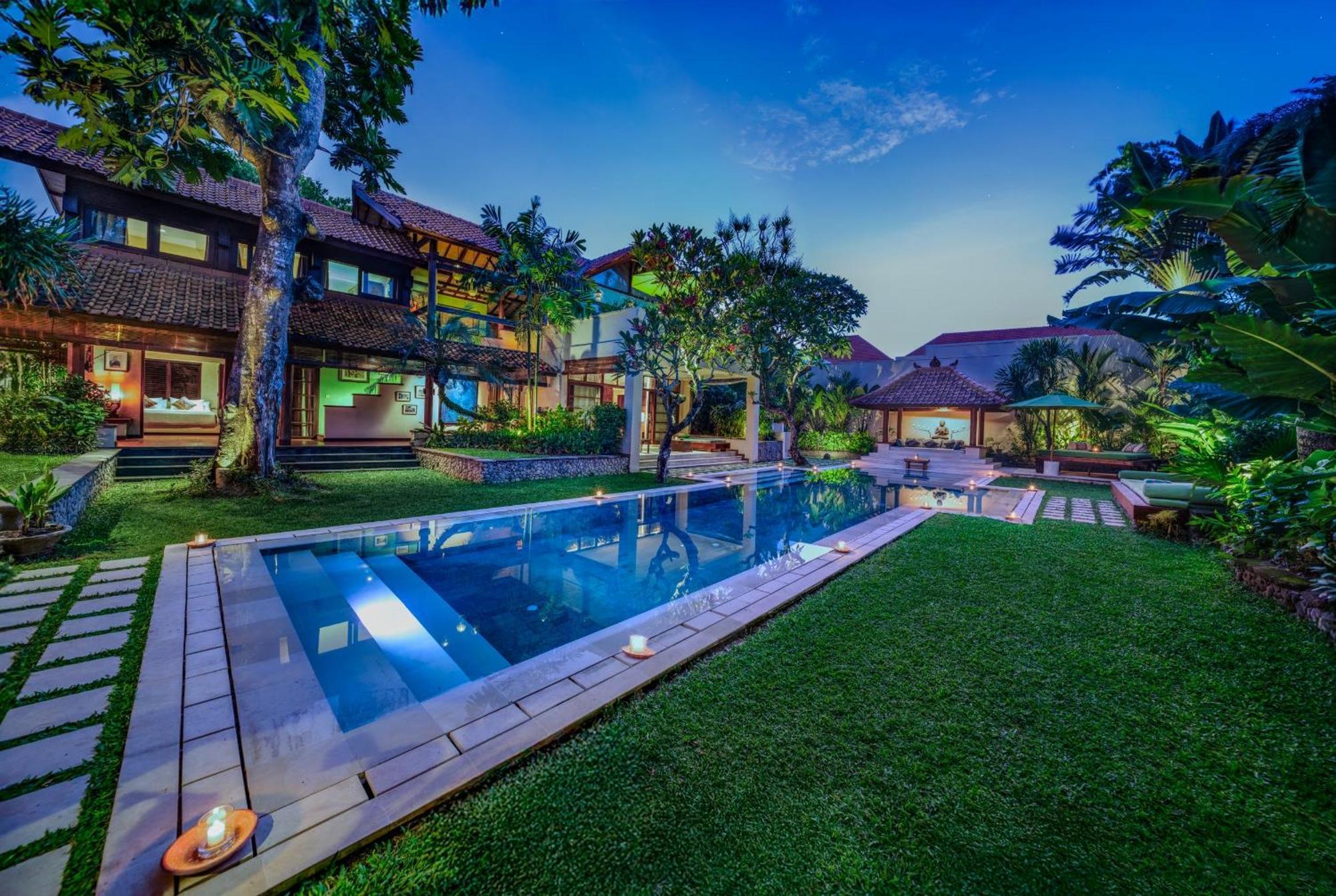Mata Budha * Seminyak (Bali)