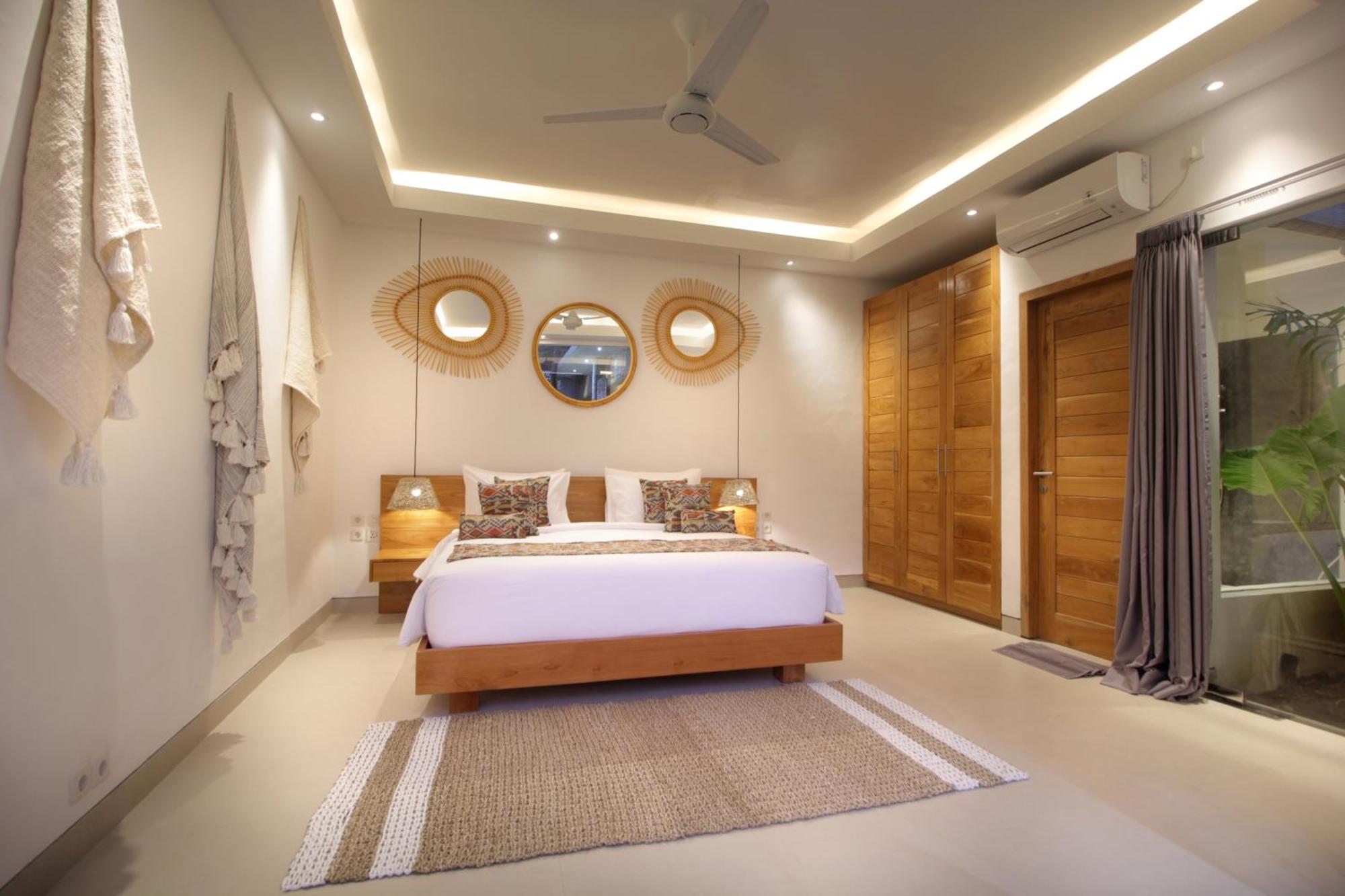 New 4 Bdr Rooftop & Pool Petitenget *