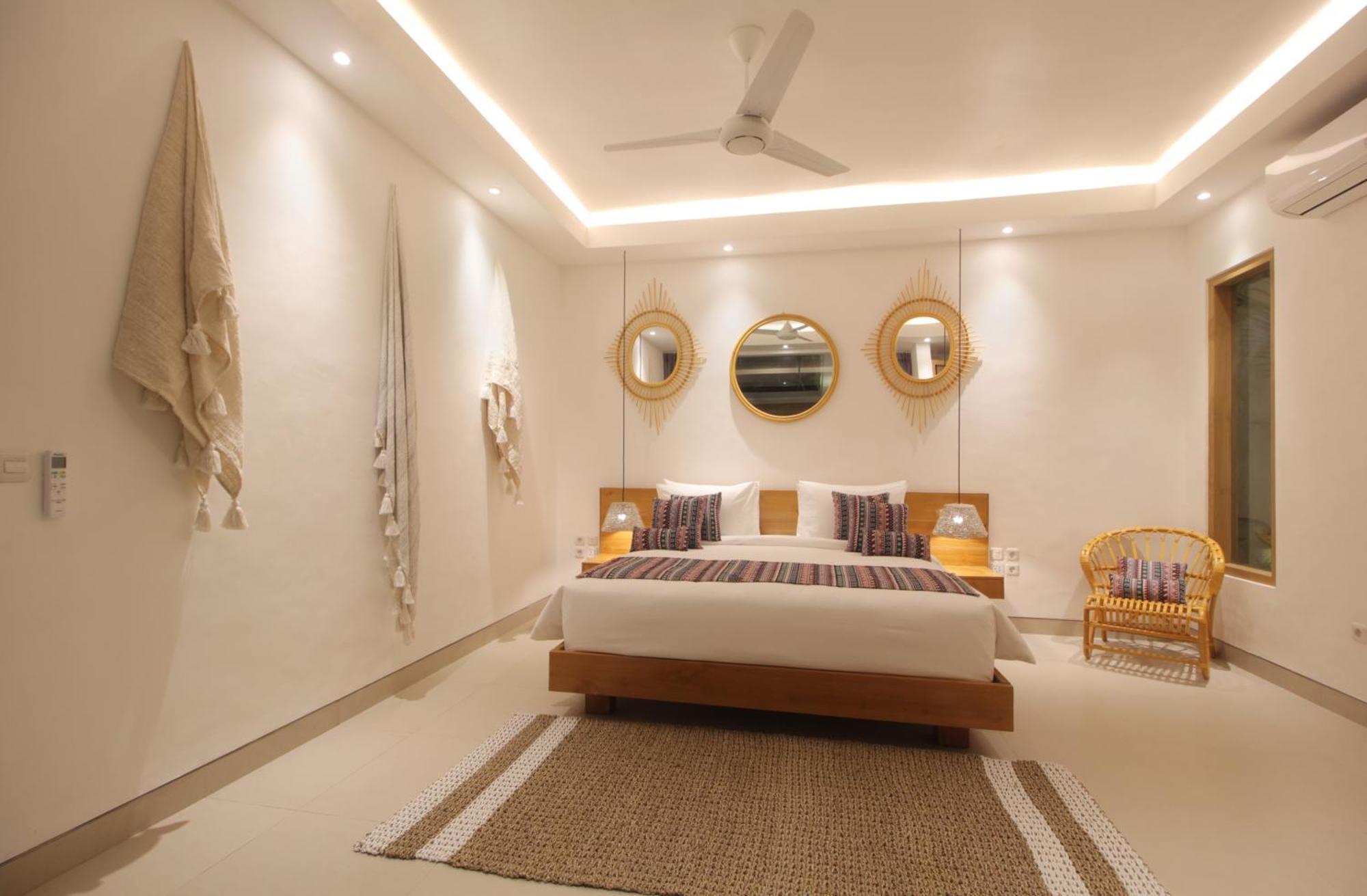 New 4 Bdr Rooftop & Pool Petitenget Villa *