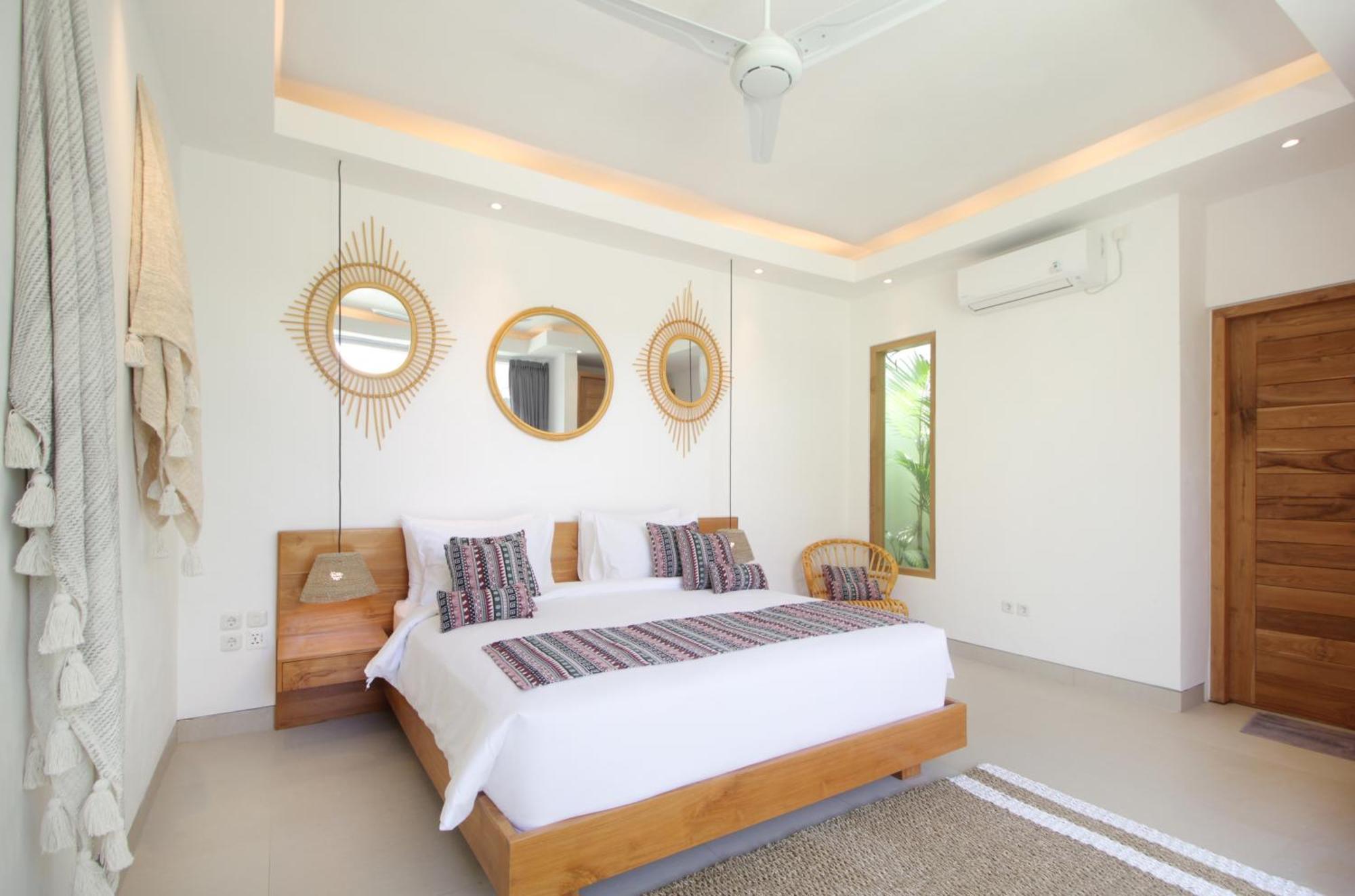 New 4 Bdr Rooftop & Pool Petitenget *