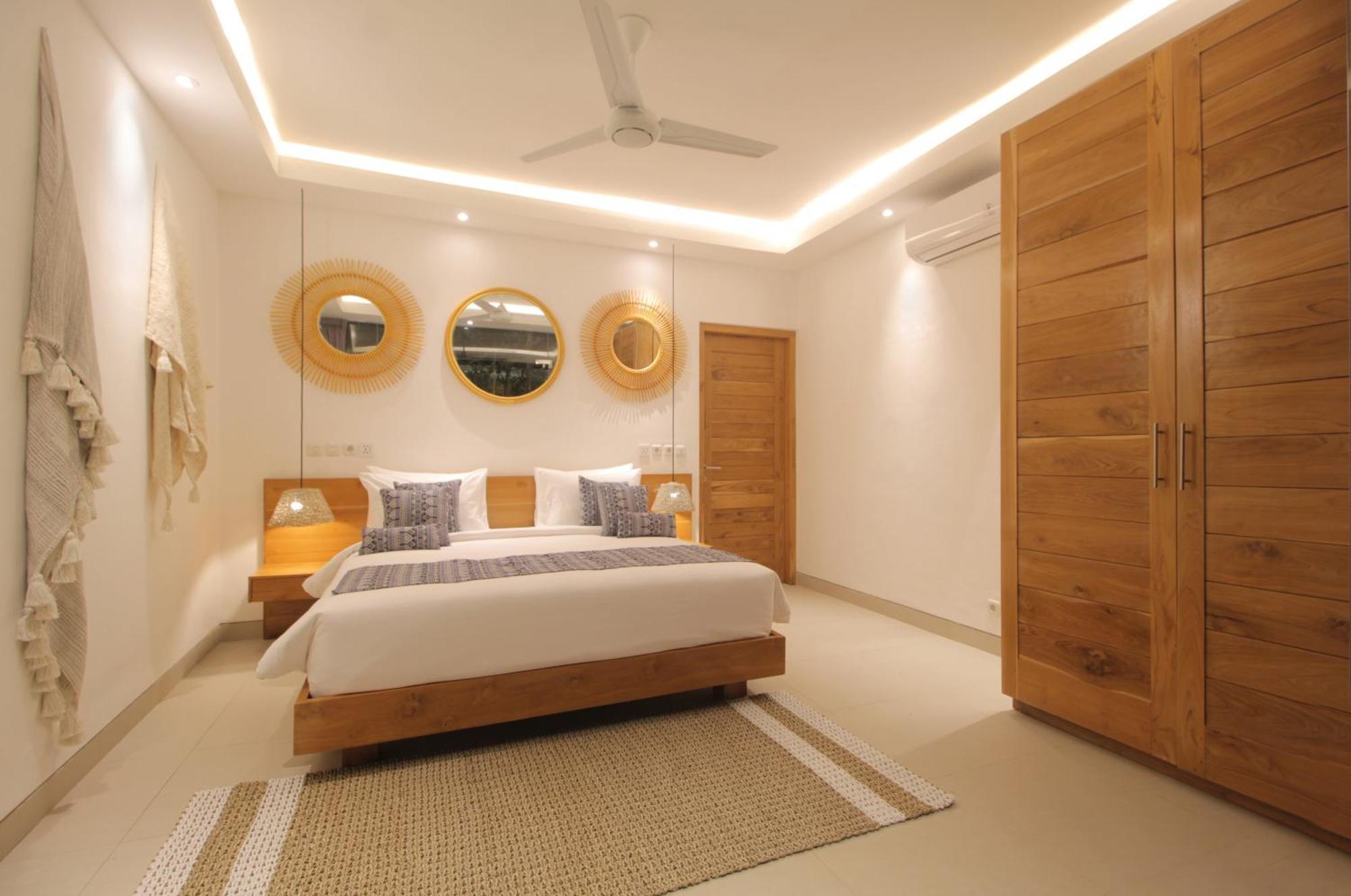 Villa New 4 Bdr Rooftop & Pool Petitenget *