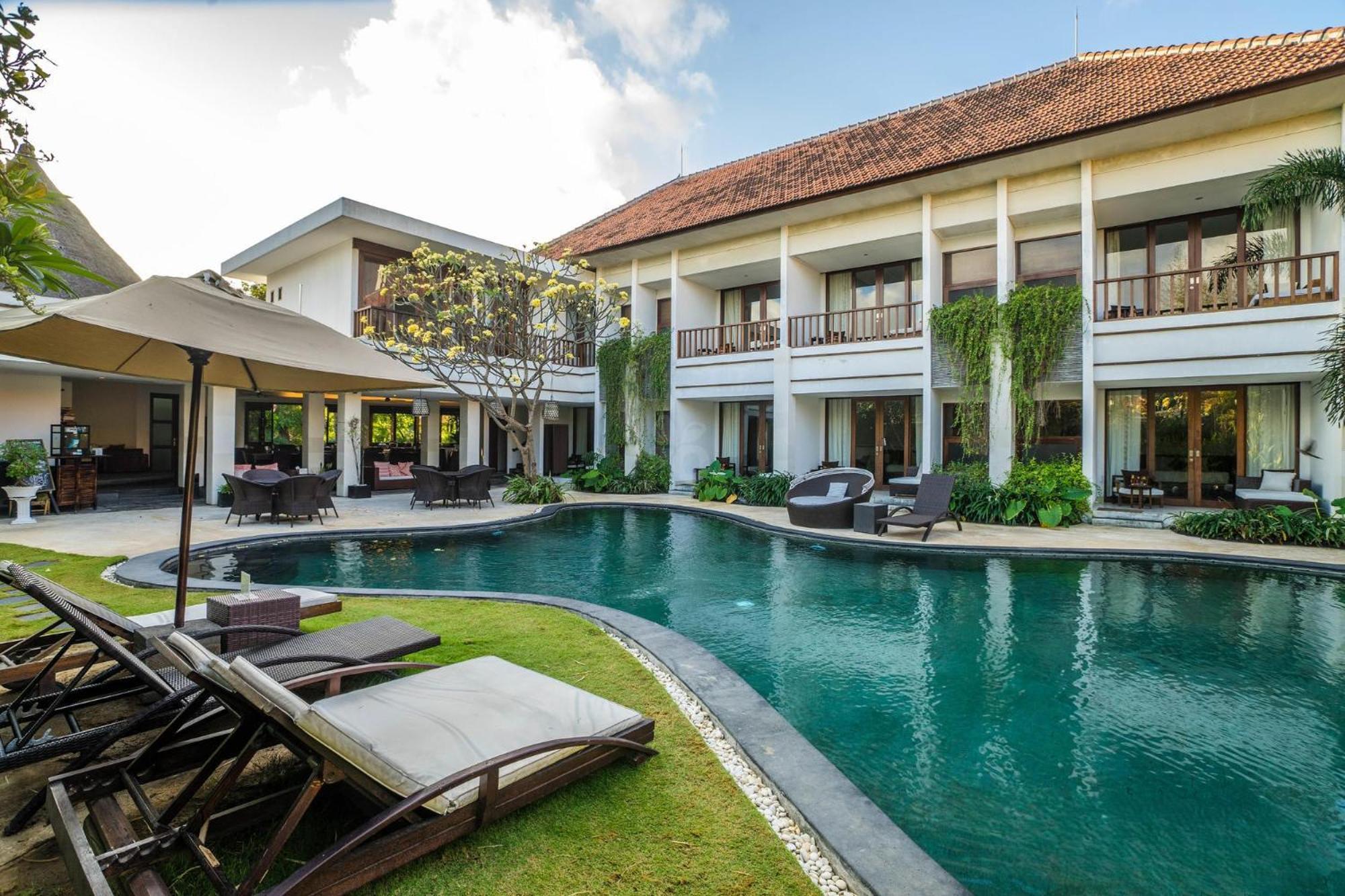 Diana Bali 16 Bedrooms Villa