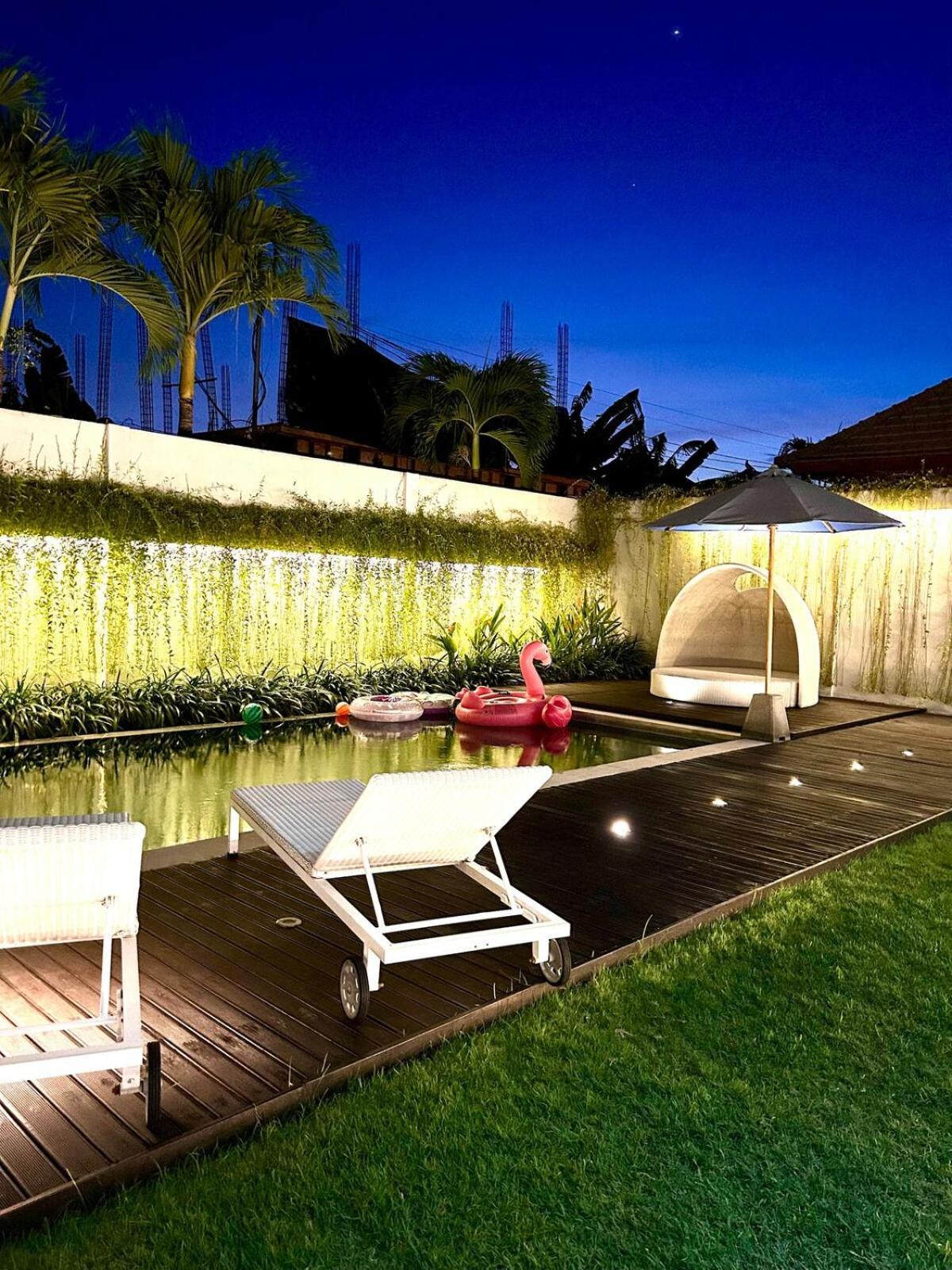 Kamawis Villa *