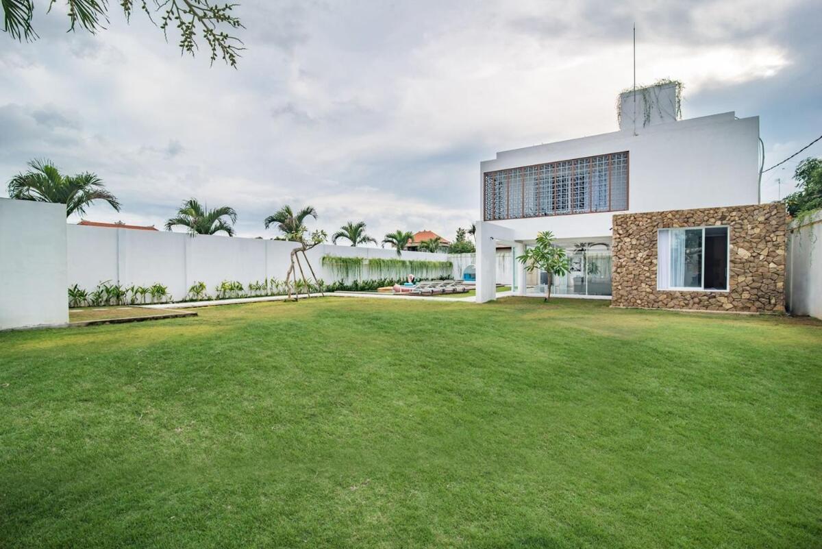 Villa Kamawis *