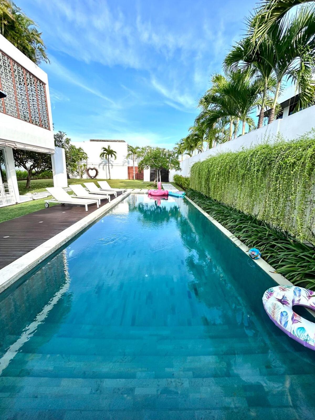 Kamawis Villa *
