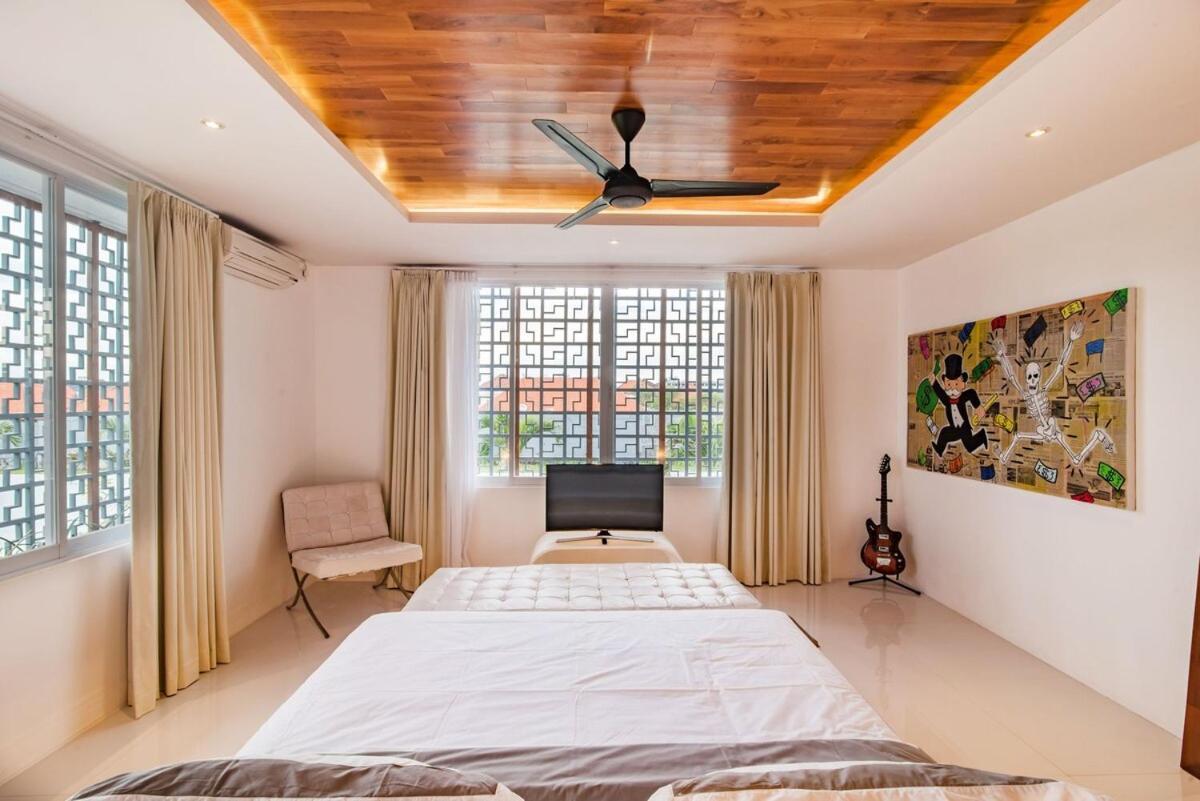 Kamawis Seminyak (Bali)