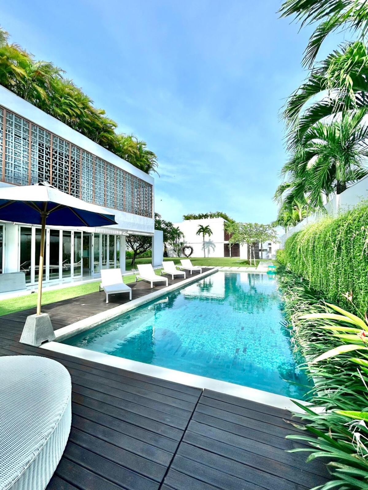 Kamawis Seminyak (Bali)