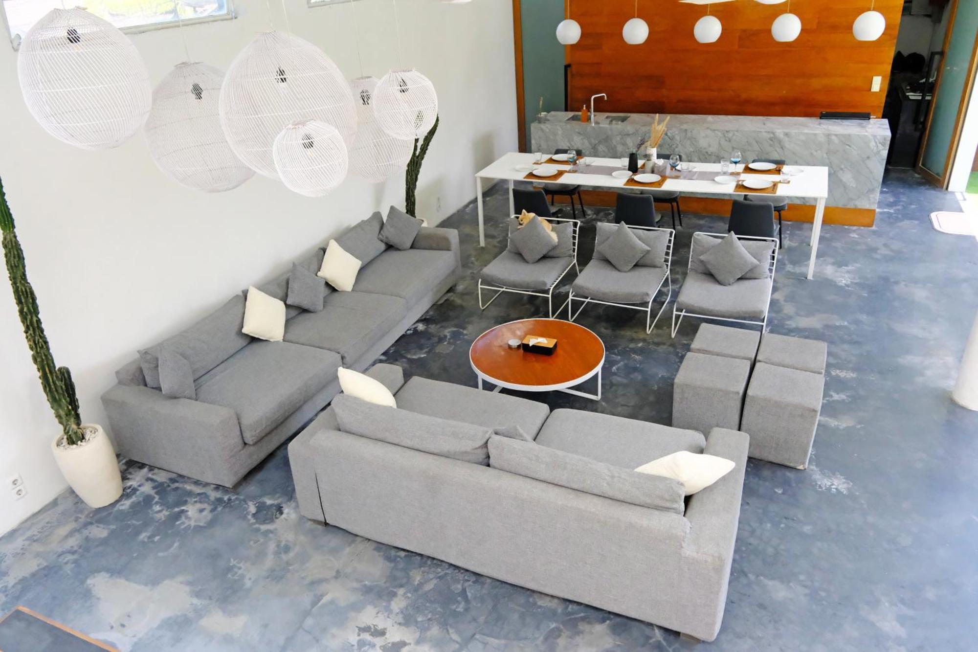 Villa Modern & 3 Bedroom Cinema Seminyak (Bali)