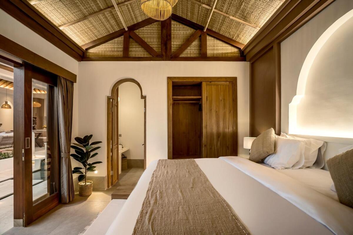 Villa Advaya By Maheswara *